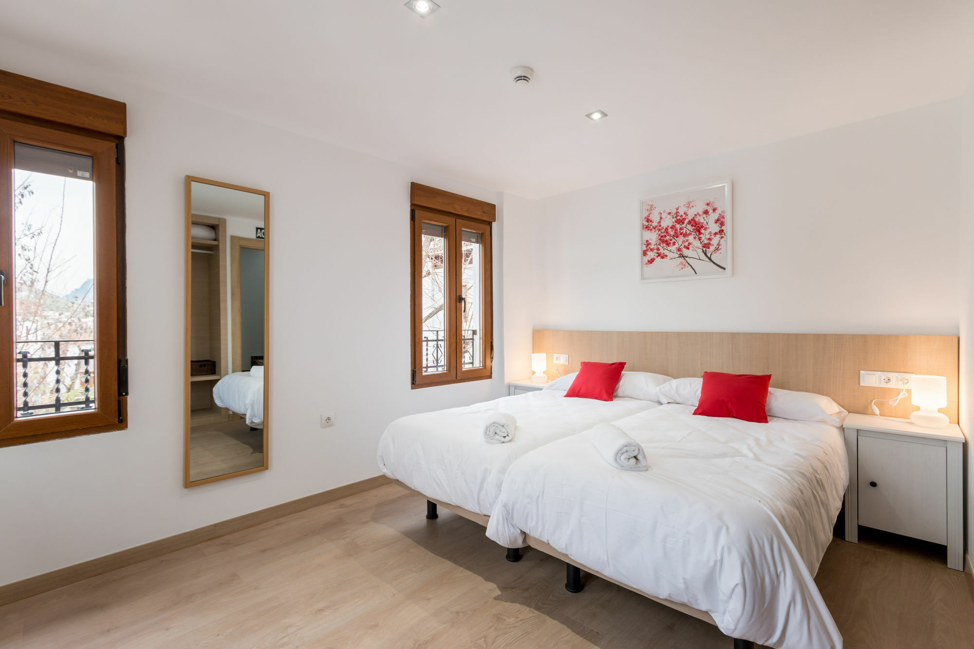 Apartamentos Puerta Nueva Гранада Екстериор снимка